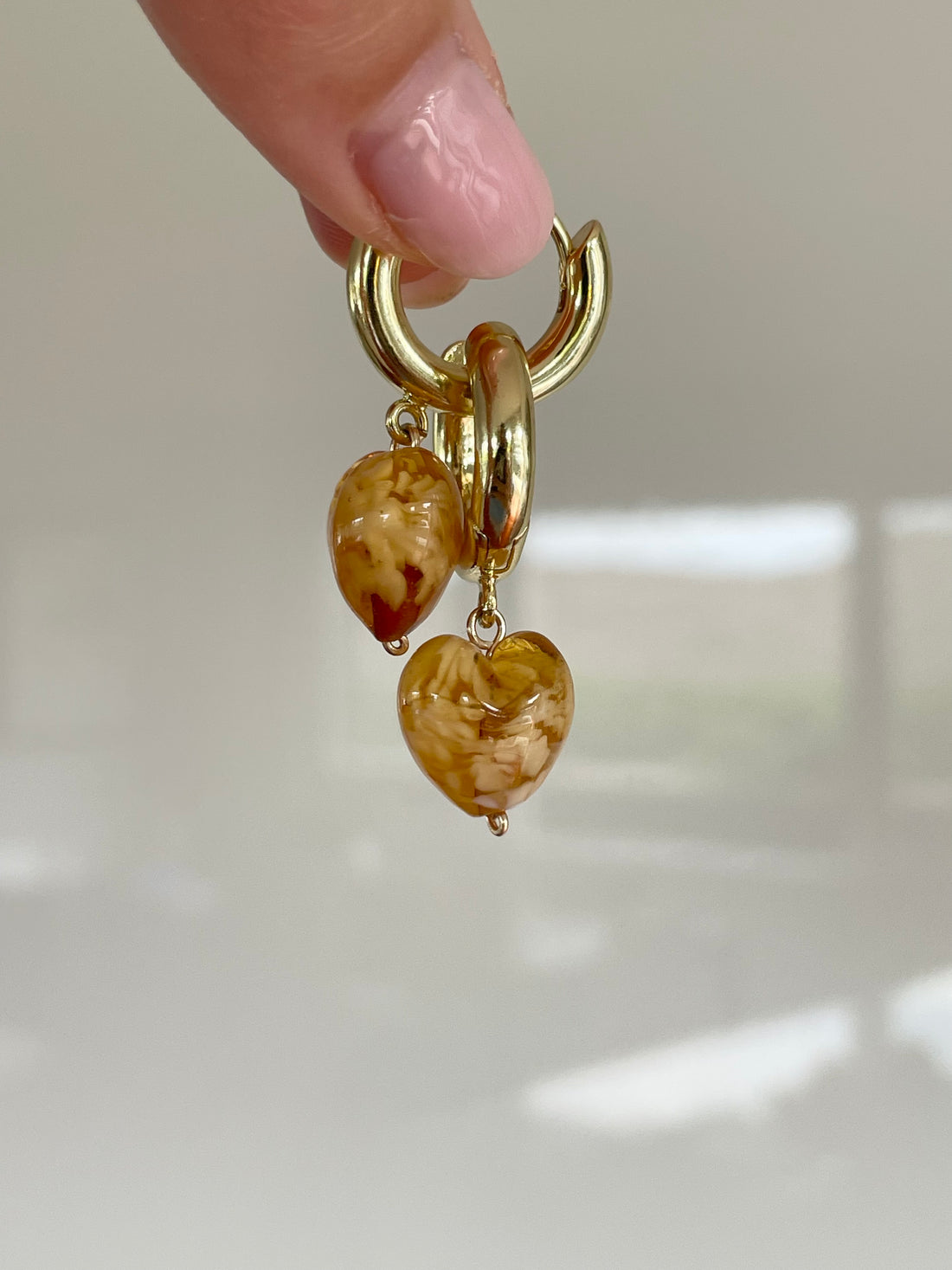 ONE LEFT CHUNKY Amore | Amber Hearts