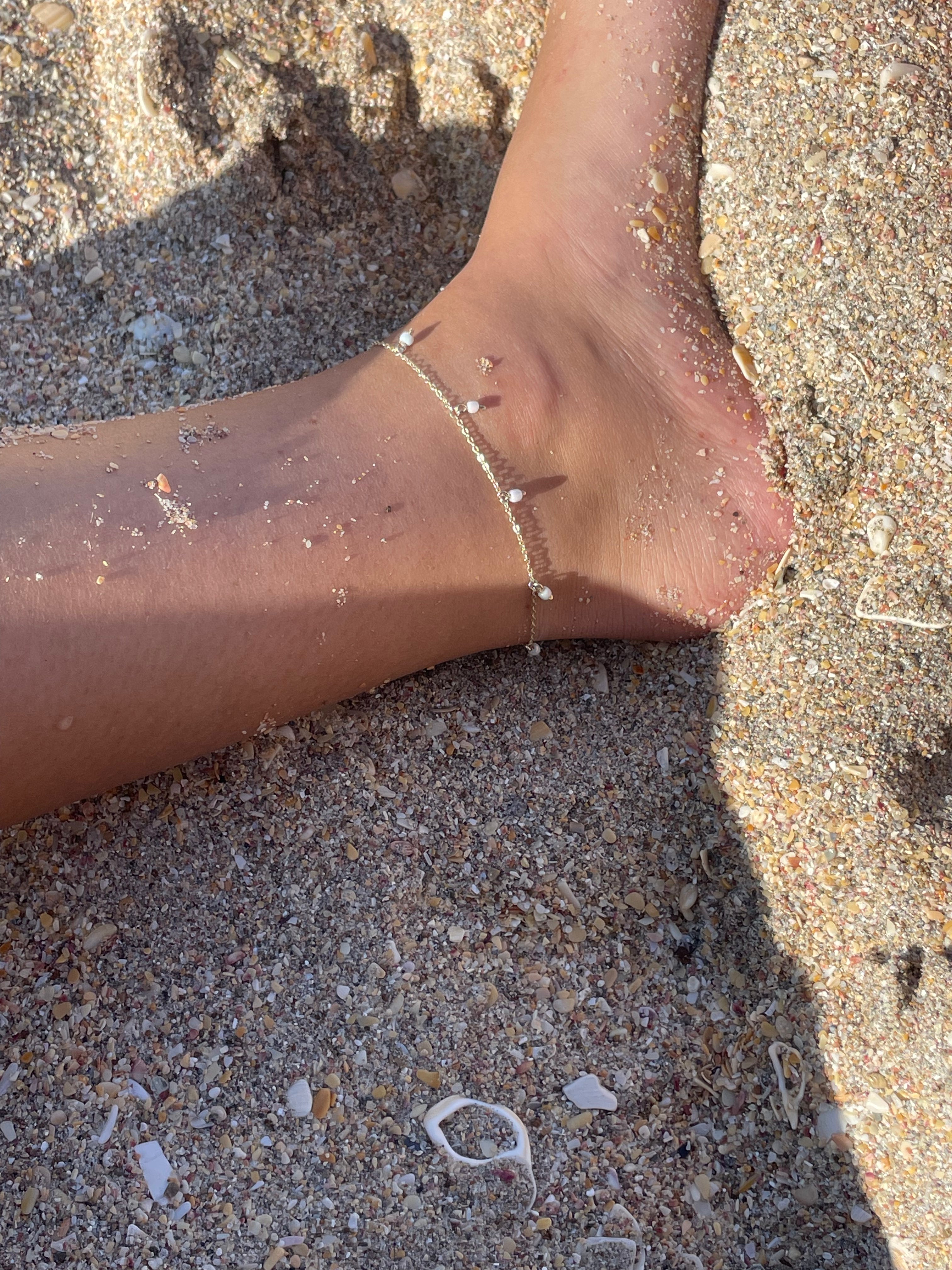 Seaside | White Anklet