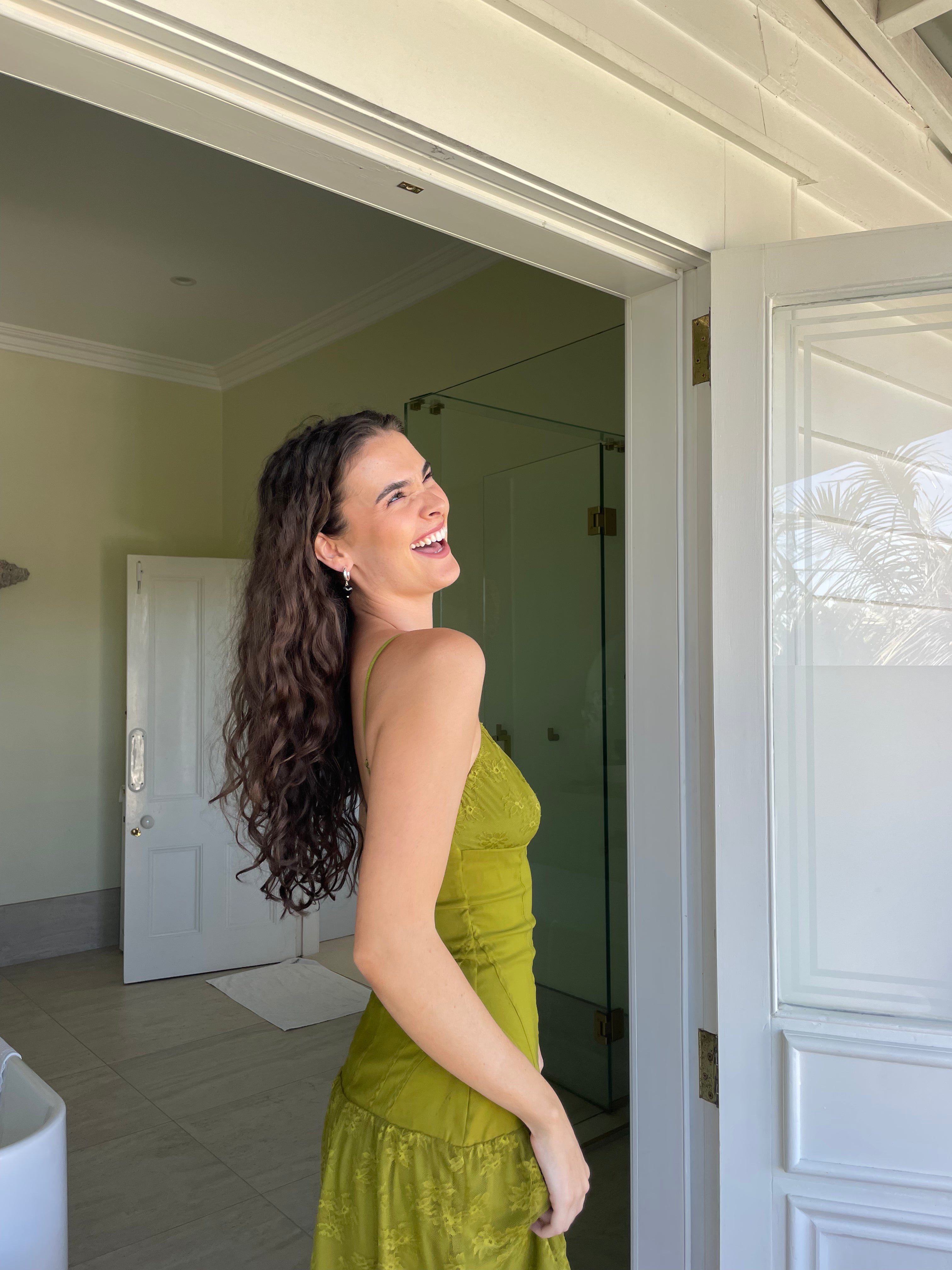 NEW CHUNKY AMORE | Black