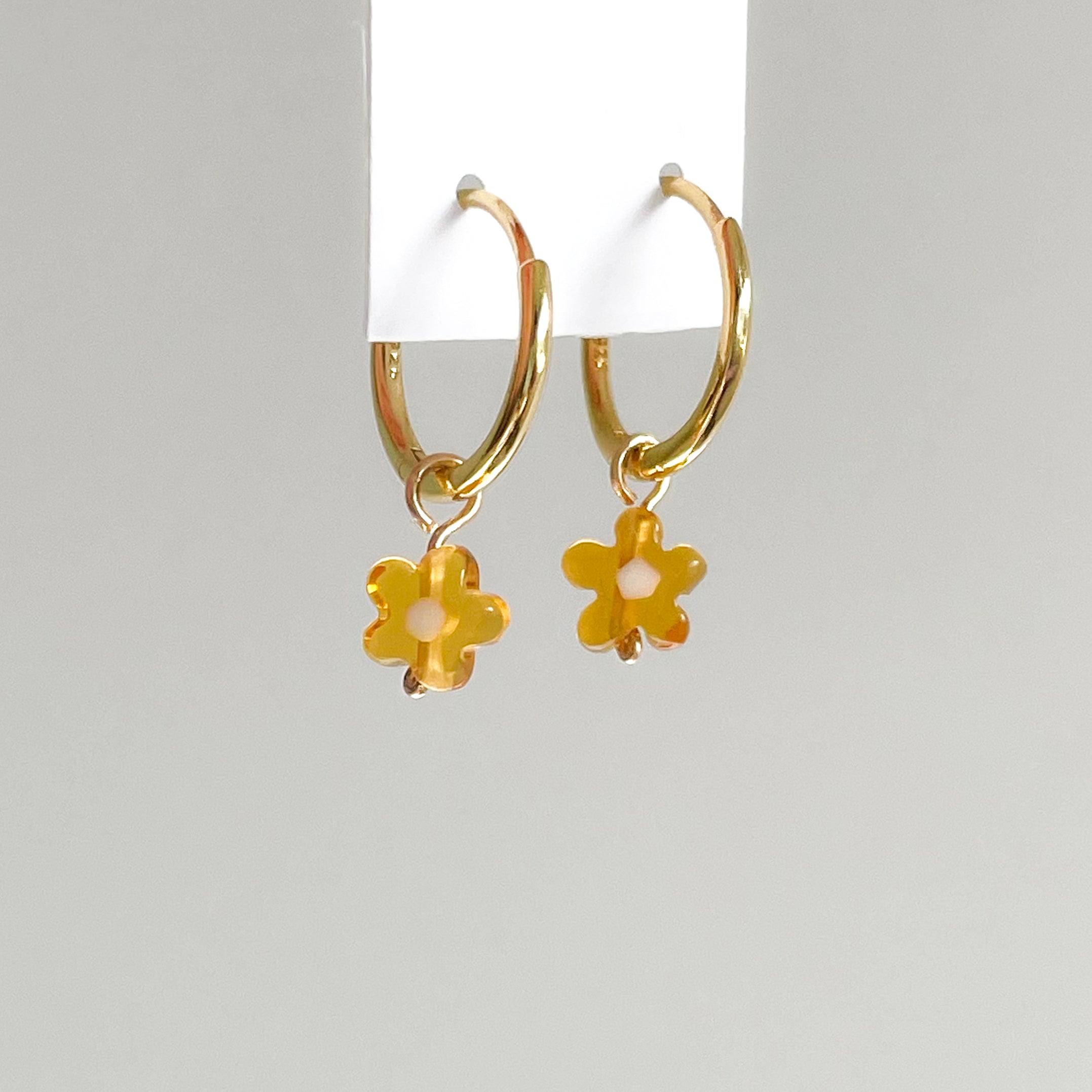 FLOWER CHARMS | Amber
