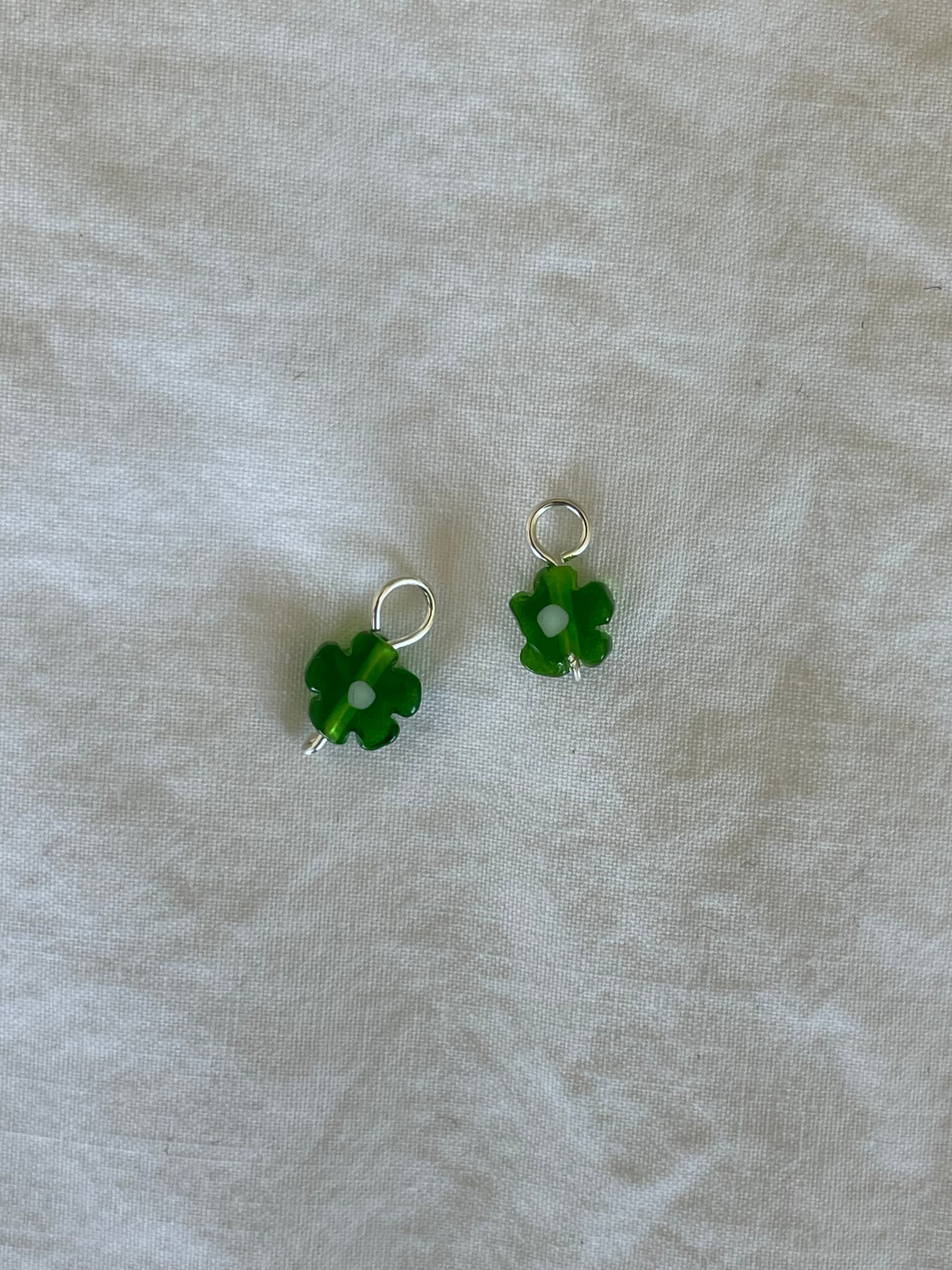 FLOWER CHARMS | Emerald