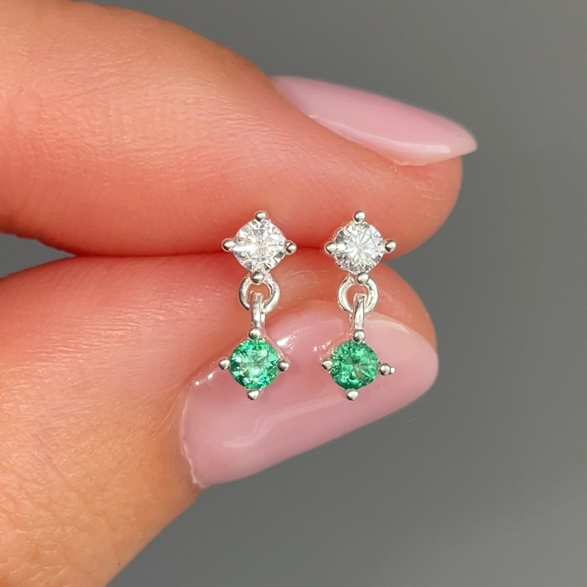 Droplet Studs | Emerald