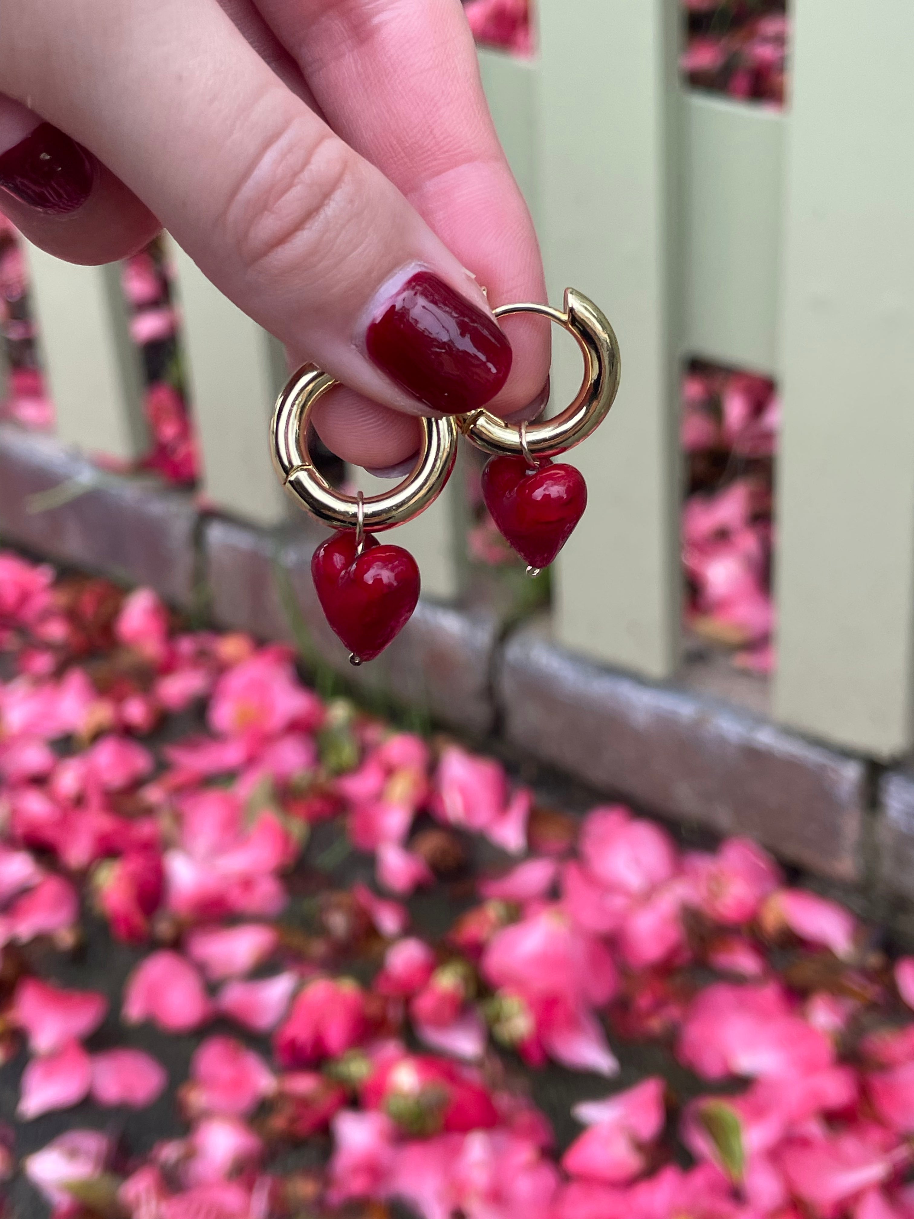 ONE LEFT CHUNKY AMORE | Large Red Hearts