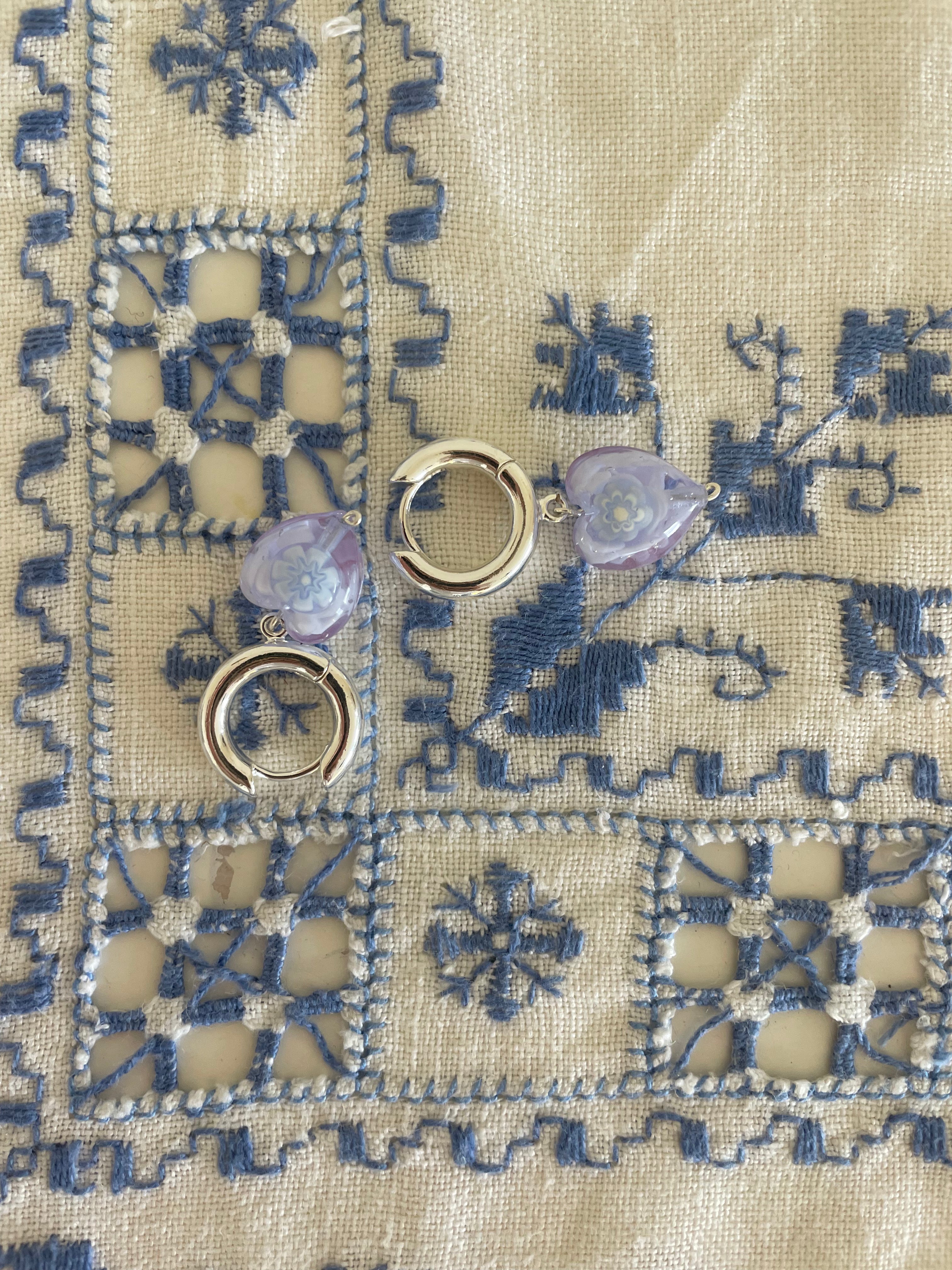 ONE-LEFT CHUNKY AMORE | Lilac Floral