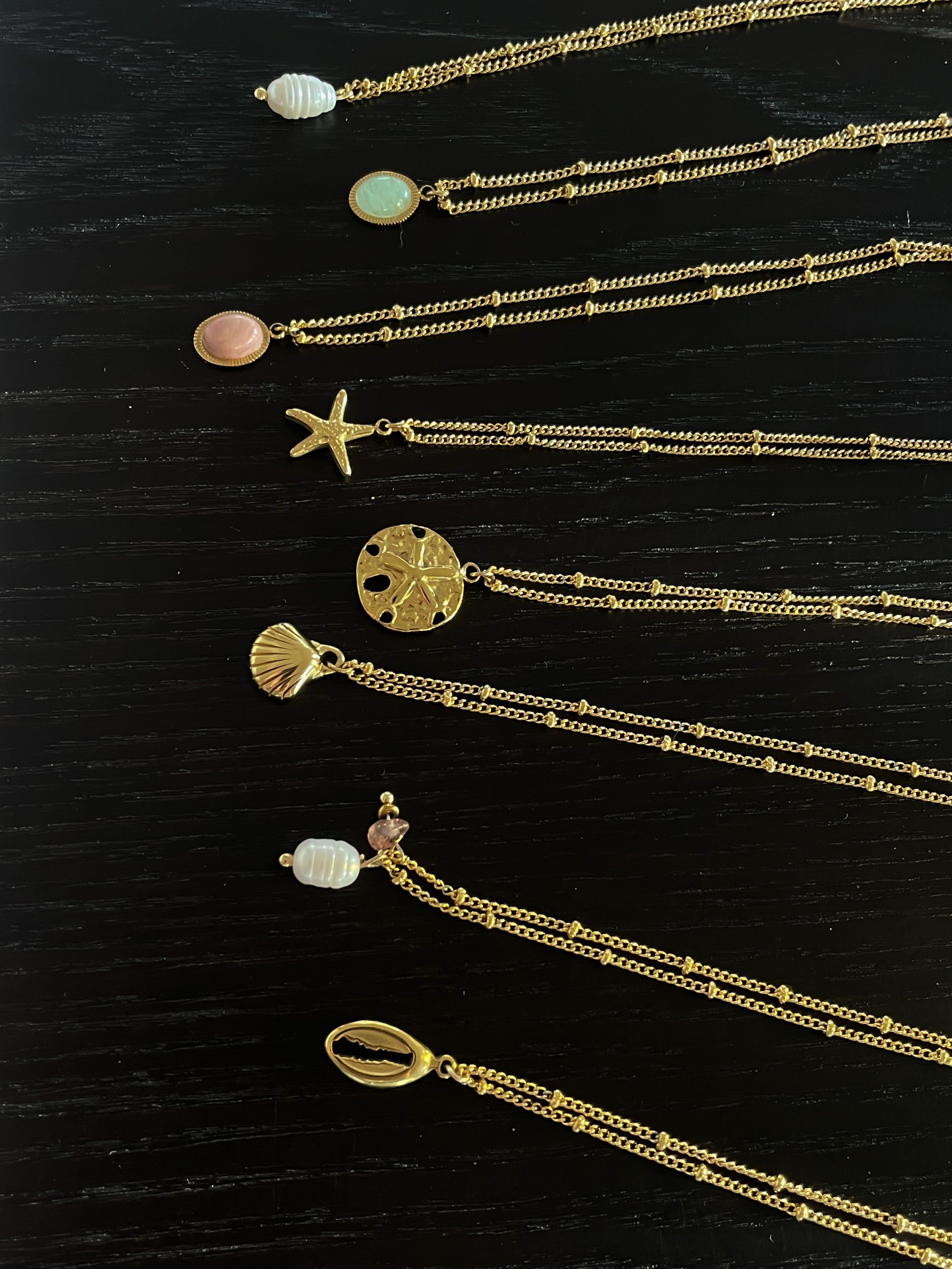 ONE-OFF Tiny Shell | NECKLACE