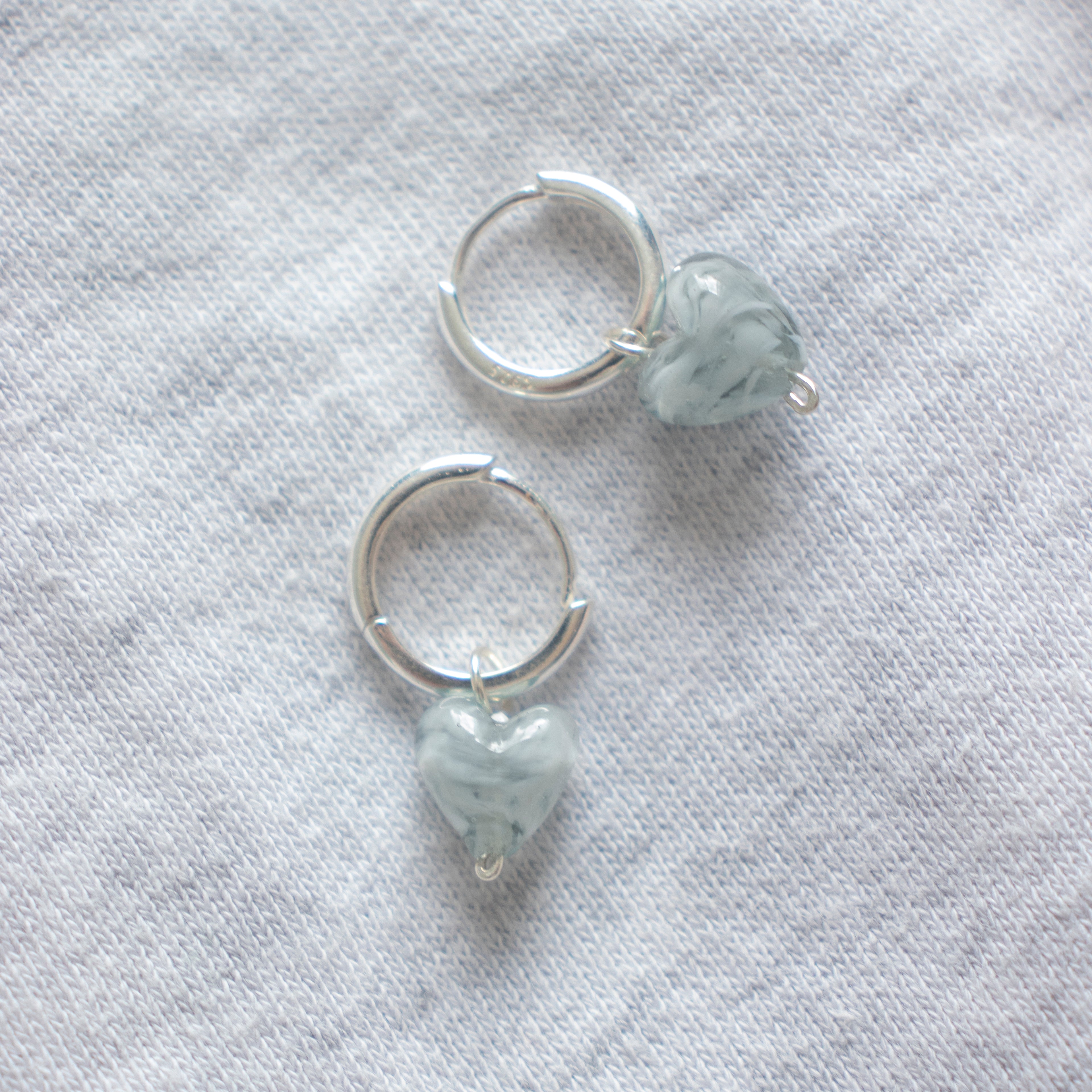 AMORE | Grey Cloudy Hearts