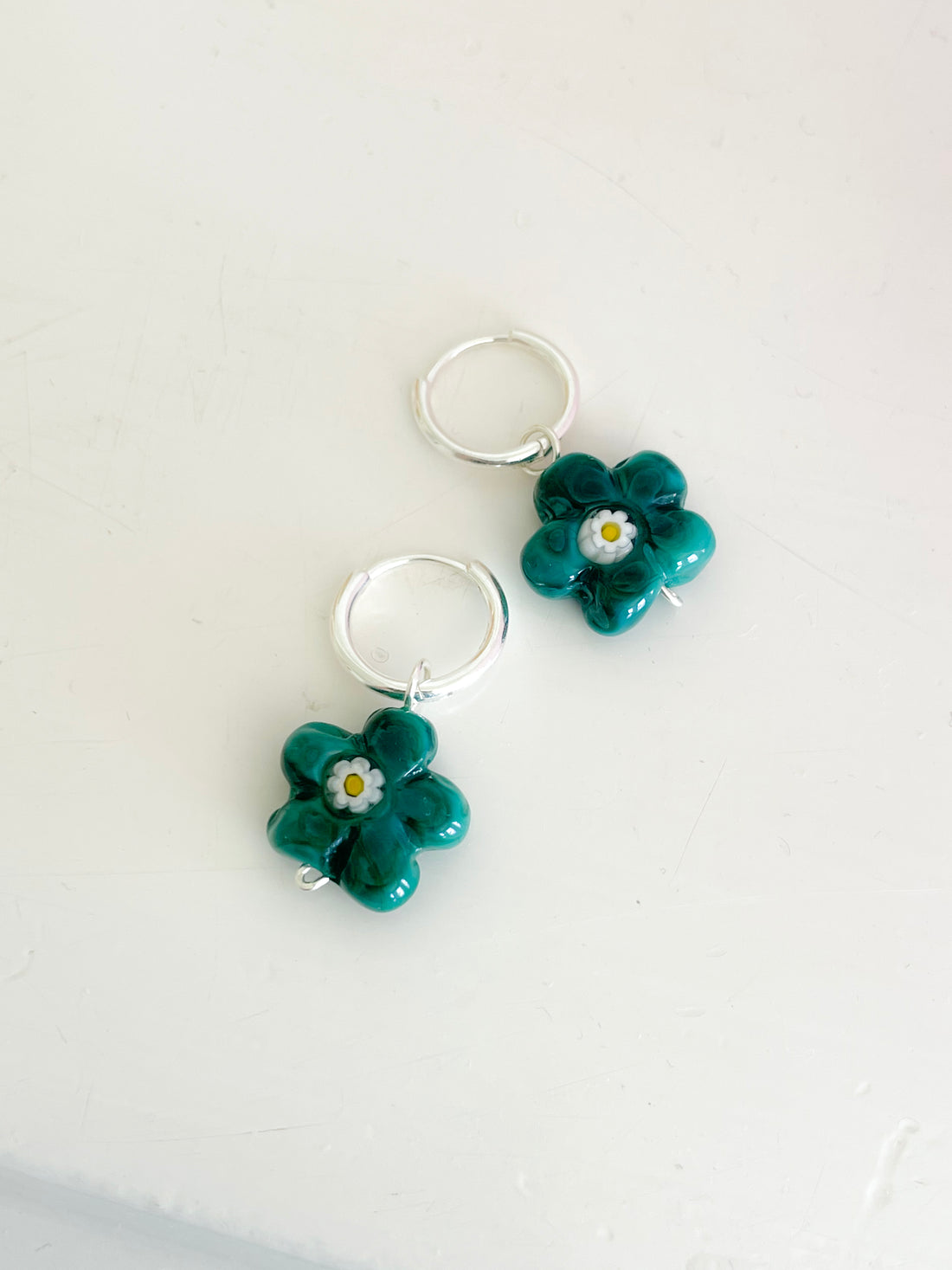 ONE-OFF Emerald Daisies | EARRINGS