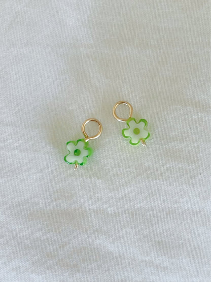 FLOWER CHARMS | Lime