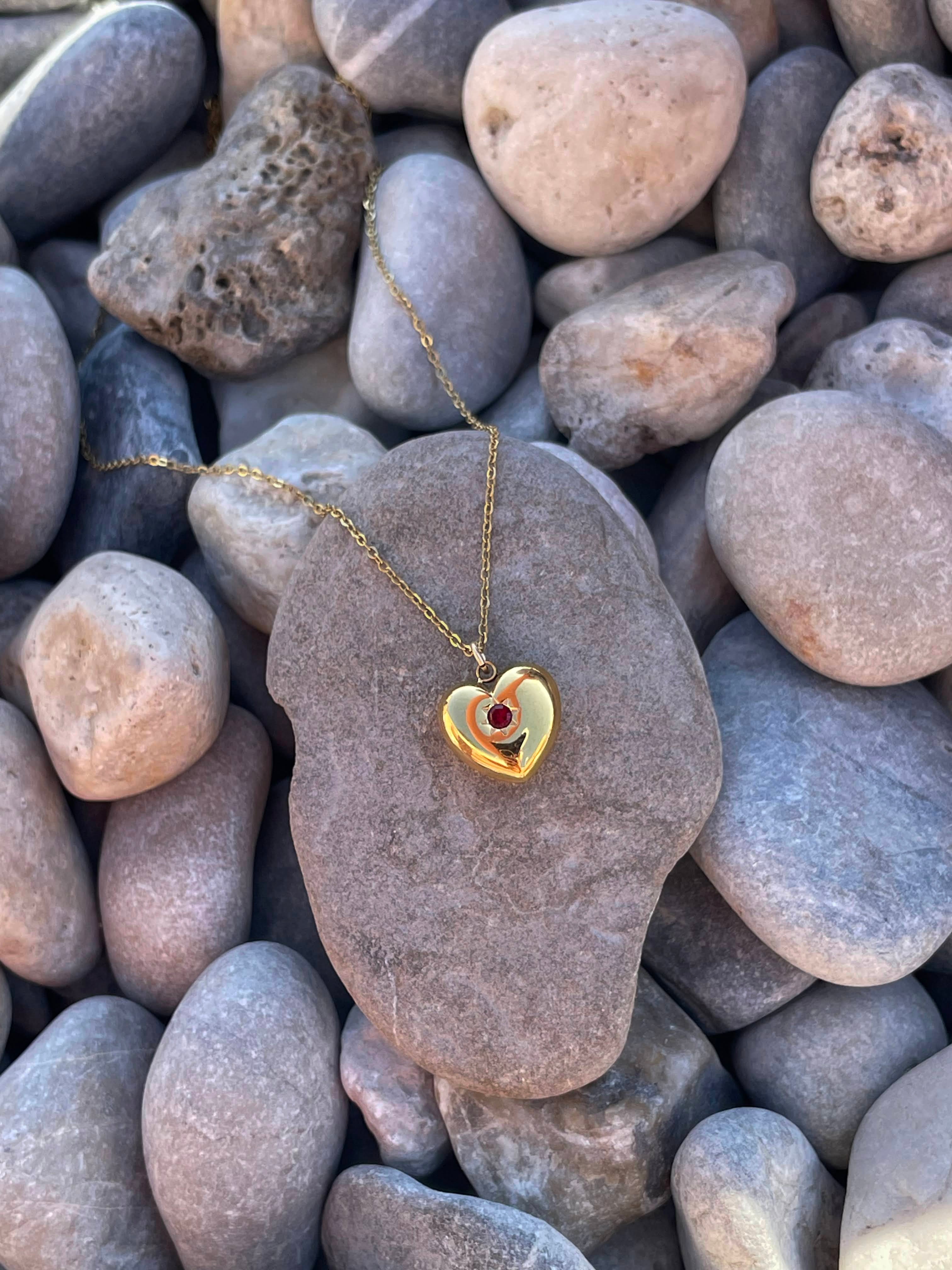 Sweetheart Charm Necklace | Paris Edition