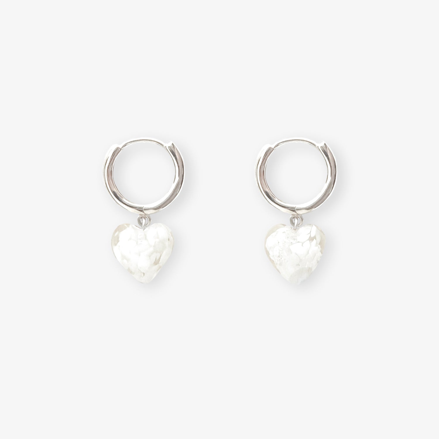 AMORE | White Cloudy Hearts