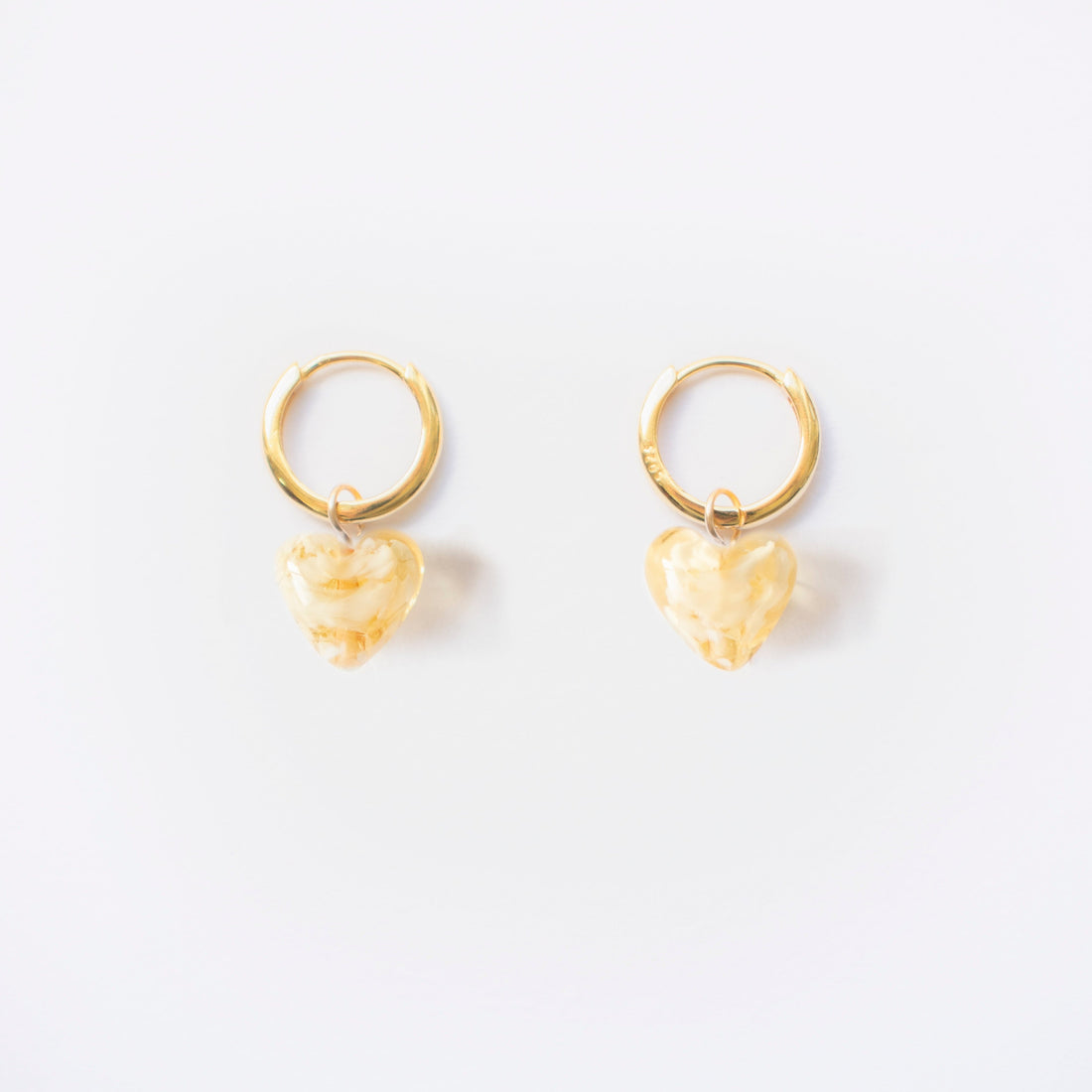 AMORE | Buttercup Cloudy Glass Hearts