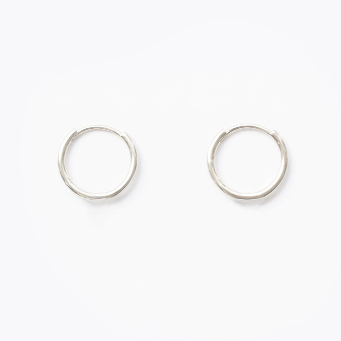 Plain Sleepers | Sterling Silver