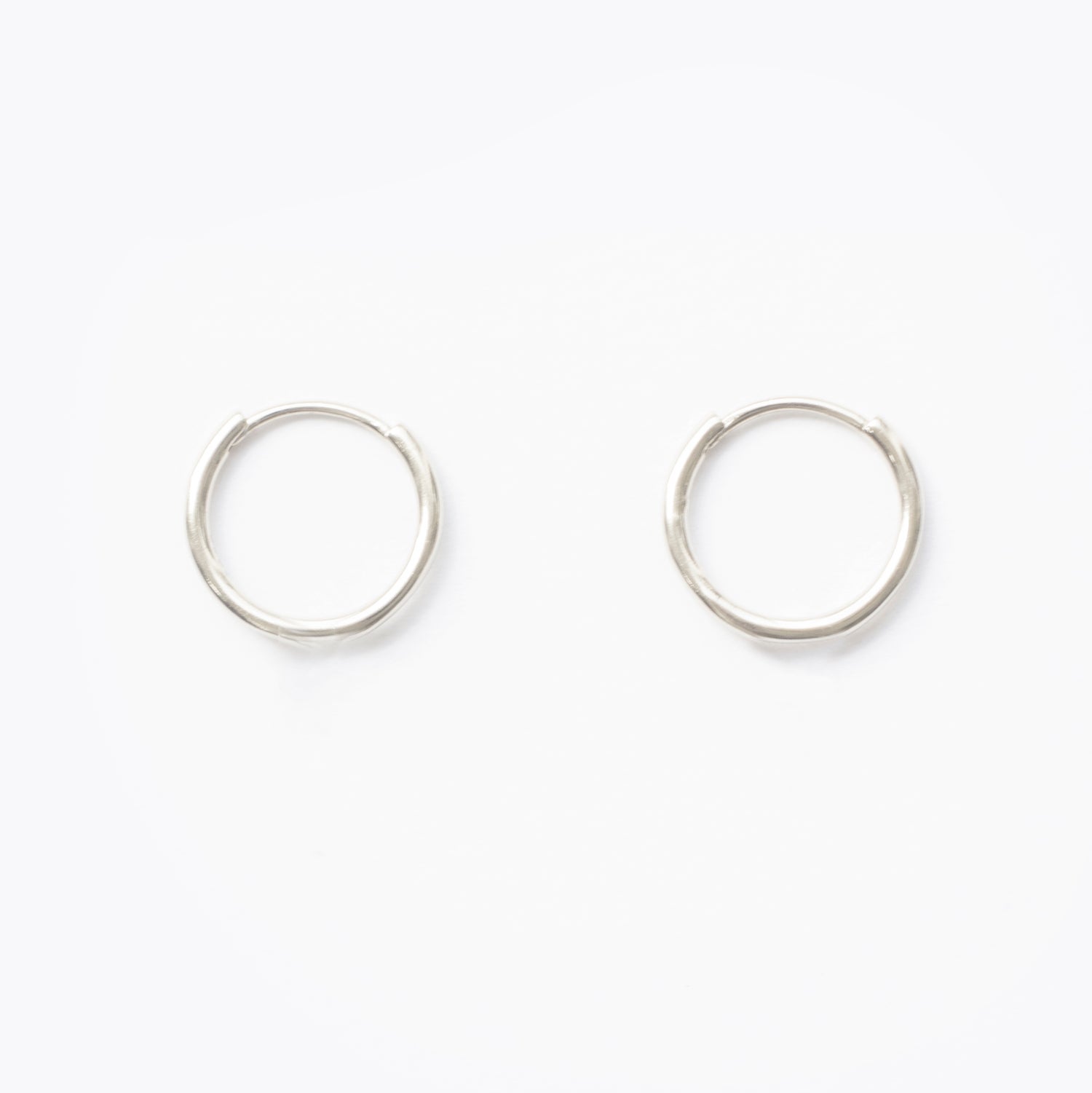 Plain Sleepers | Sterling Silver